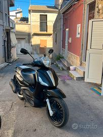 Piaggio Beverly 125