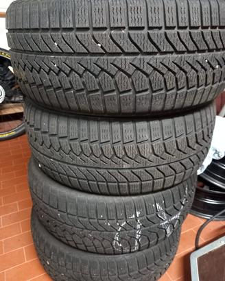 gomme invernali 215 45 16 montate e equilibrate