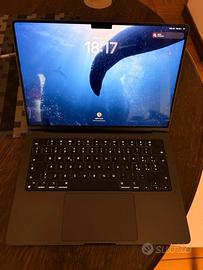 macbook pro 14", M3 Pro, 18GB RAM, 512GB