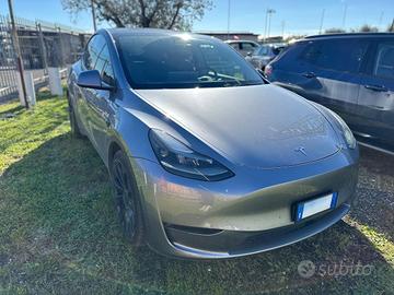 TESLA Model Y 2021 - Model Y Performance Dual Moto