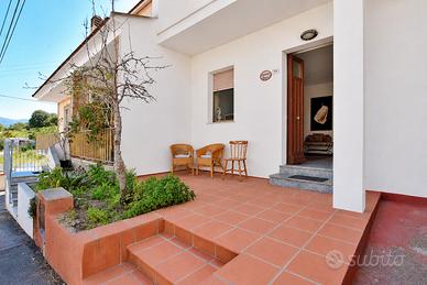 Casa indipendente di circa 200 mq