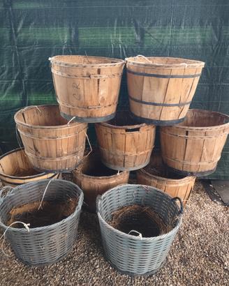 Ceste in legno e plastica arredo decoro giardino 