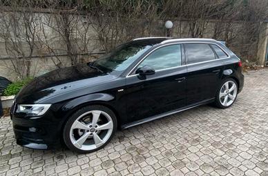 Audi A3 8V Restylig S-Line 2.0 150cv Stronic