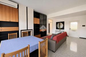 4 LOCALI A ASSISI