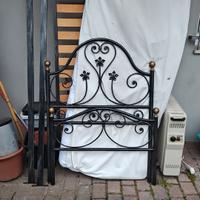 letto singolo in ferro rete a doghe