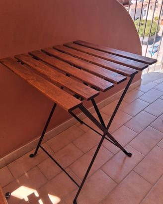 Tavolo da giardino 