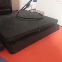 PS4 SLIM 500 GB+2 CONTROLLER (1 NACON)+2 GIOCHI