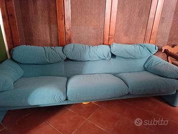 Divani 3+2 posti in ciniglia Cassina 