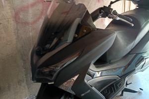 scooter Kymco x Town  300i