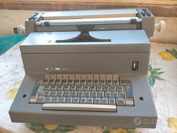 Macchina da scrivere Olivetti tekne 3 anni 80