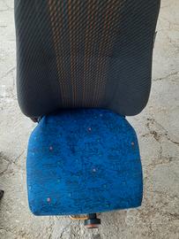 sedili sospensione meccanica