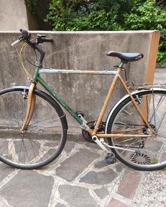 Bicicletta uomo con ruote da 28 pollici 