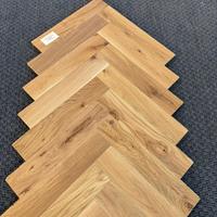 Parquet listoncino rovere scelta nodata a Milano