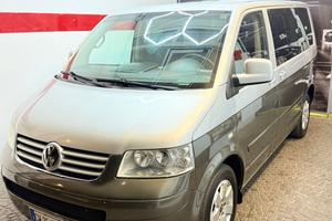 Volkswagen Multivan 2.5 TDI/130CV Highline
