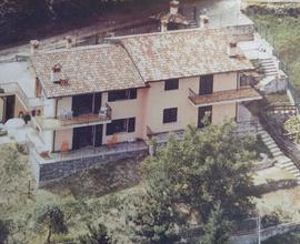 Villa a schiera Oliveto Lario
