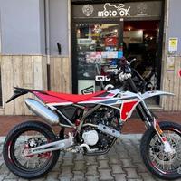 FANTIC MOTOR 125 Motard Performance