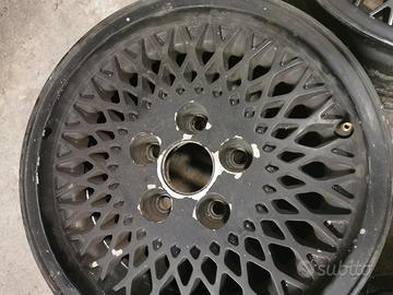 ricambi cherokee xj. cerchi, scatola sterzo ecc. 