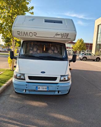 camper mansardato posti 7