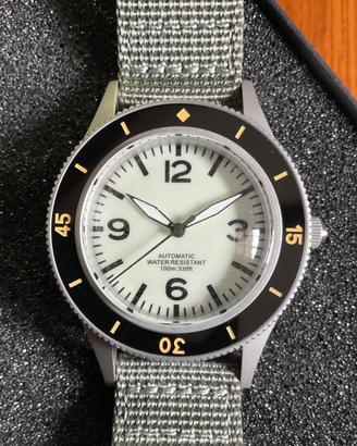 Orologio stile militare