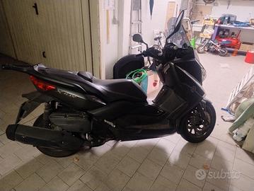 Yamaha xmax 400