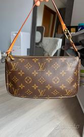 Louis Vuitton Pochette Accessoires