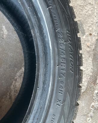 Treno pneumatici invernali 225/45 R 17
