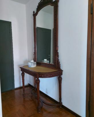 consolle e specchiera antichi