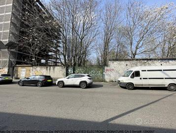 Immobile in asta di 2627 m² a Milano