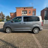 Toyota proace verso 9 posti passo  corto