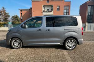 Toyota proace verso 9 posti corto