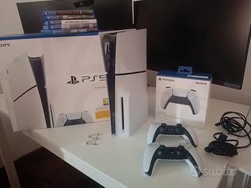 PlayStation 5 - 1 Terabyte + 2 joystick e giochi
