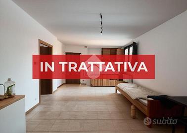 3 LOCALI A SONA