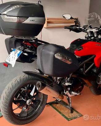 Ducati Hyperstrada 821cc valuto scooter per città