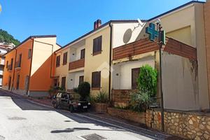 4 LOCALI A SANTA PAOLINA