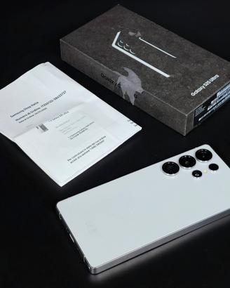 Samsung Galaxy S25 Ultra 512GB • 12GB RAM