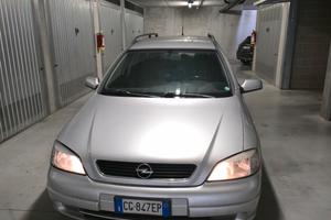   Opel Astra 2005