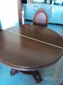 Tavolo rotondo allungabile in legno massiccio