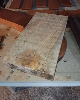 Taglieri Legno d' Ulivo SU COMMlSSlONE 