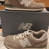 Scarpa New balance 574 grigia 42