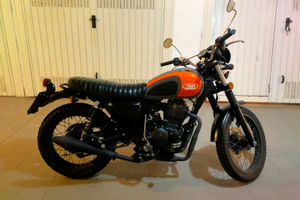 Moto mash scrambler cafè racer 400 - anno 20