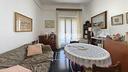 2-locali-con-balcone