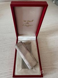 Accendino les must de Cartier Parus