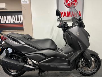 Yamaha X-Max 300