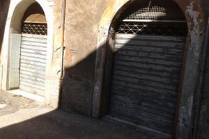 N. 02 magazzini+cantine - caprarola