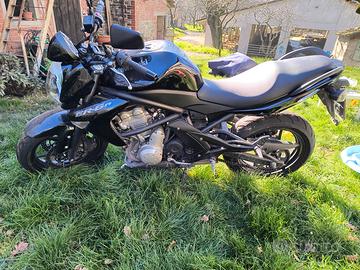 Kawasaki ER 6N - 2009