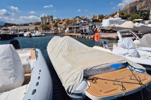 🚤 NOAH 26’ – VOLVO PENTA V8 320 CV – PRONTO A NAV