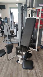attrezzature palestra tecnogym