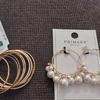 orecchini e braccialetti 