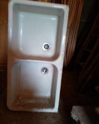 Lavello doppio in ceramica