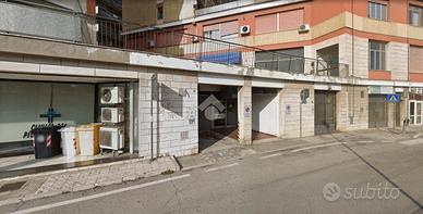 NEGOZIO A ANCONA